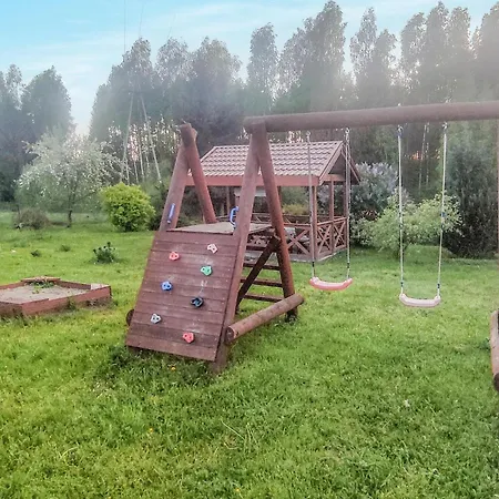 Nyaraló 4 Bedroom Amazing In Iława