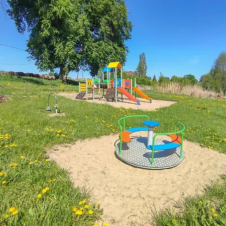 Nyaraló 4 Bedroom Amazing In